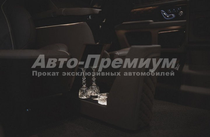 Mercedes V-Class VIP
